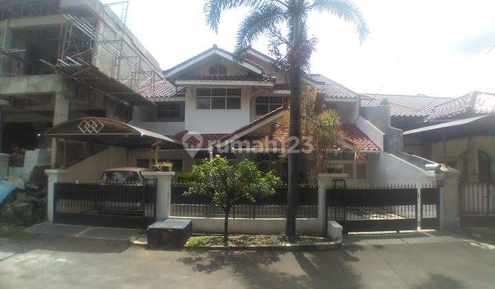 Dijual Rumah Mewah Dalam Komplek Perumahan Dekat Akses Toll Jatiwaringin