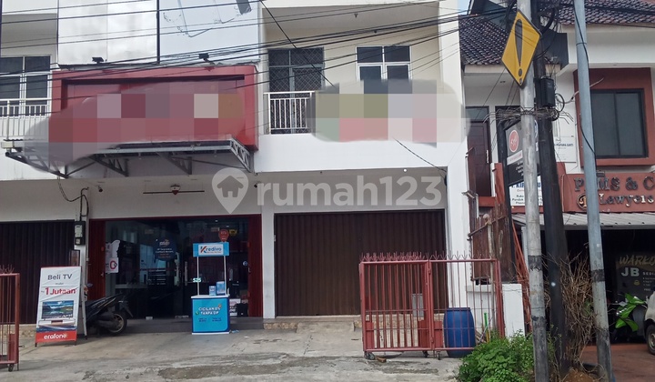 Ruko Strategis Lokasi Ramai 1