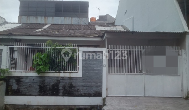 Neat & Clean House Ready to Occupy