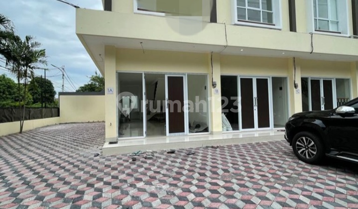 Ruko Serbaguna & Lahan Kosong Di Sebelahnya Siap Huni Ruko Serbaguna & Lahan Kosong Di Sebelahnya Siap Huni