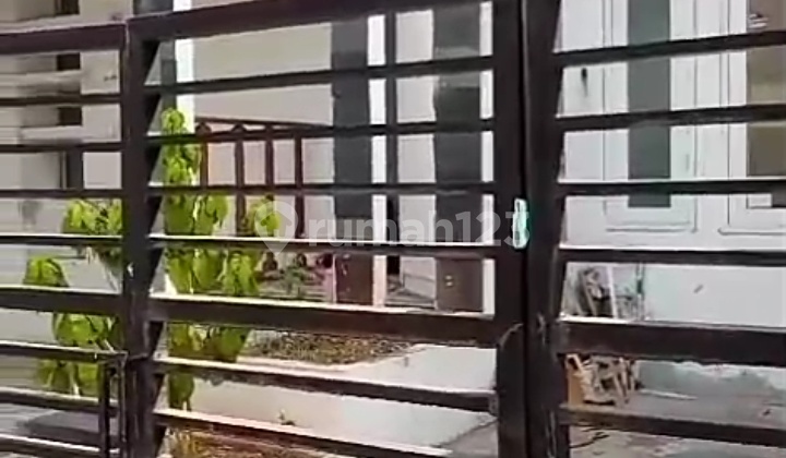 Neat & Clean House in a Quiet Environment Neat & Clean House in a Quiet Environment