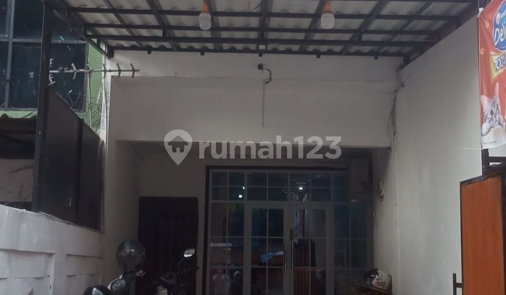 Ruko Strategis & Rumah Gandeng Di Belakangnya Ruko Strategis & Rumah Gandeng Di Belakangnya