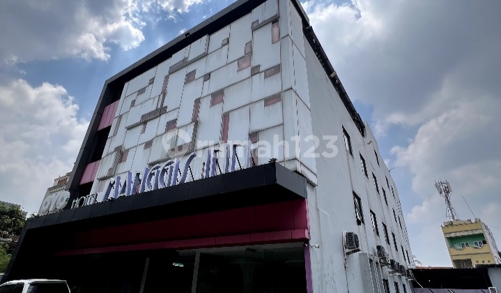 Active Hotel & Business Place