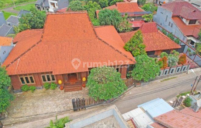 Rumah Joglo Full Furnished Serbaguna 1