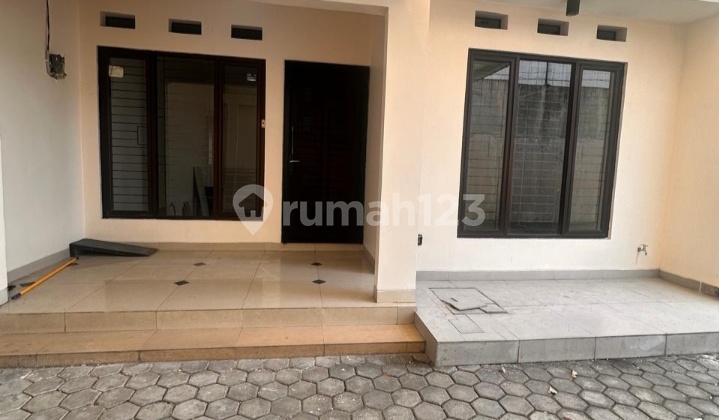 Rumah Cluster Hook Lokasi Aman & Tenang Rumah Cluster Hook Lokasi Aman & Tenang