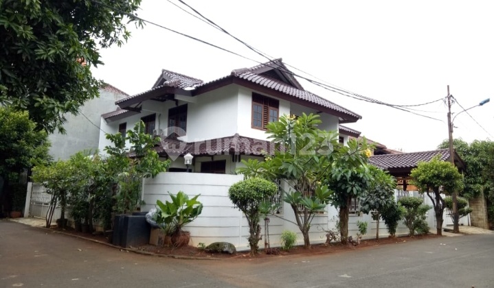 Spacious House &amp; Hook Position Ready to Occupy