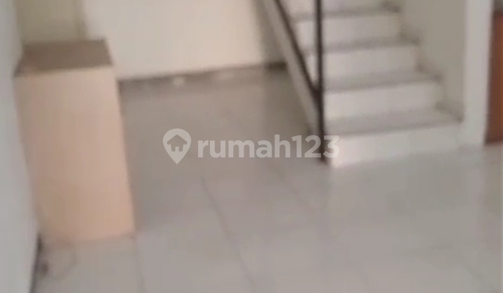 Rumah Rapih & Bersih Lingkungan Tenang 2