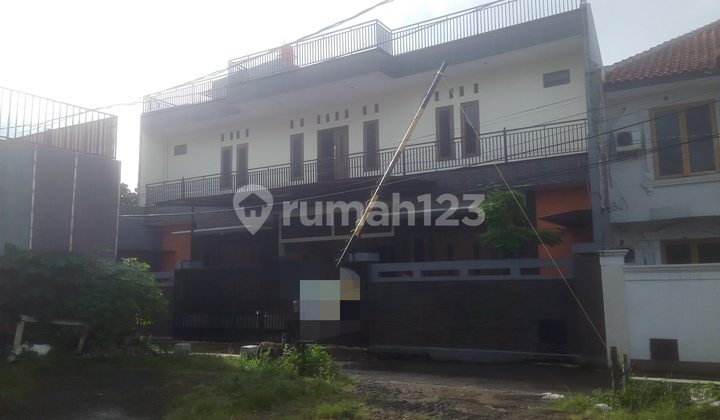 Rumah 3 Lantai Siap Huni Lokasi Aman & Tenang