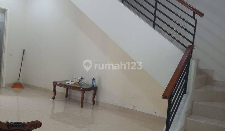 Rumah murah dan rapih di Summarecon Gading Serpong  2