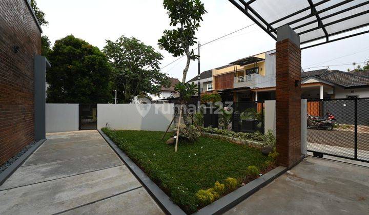 Rumah 2 Lantai di Kencana loka BSD  1