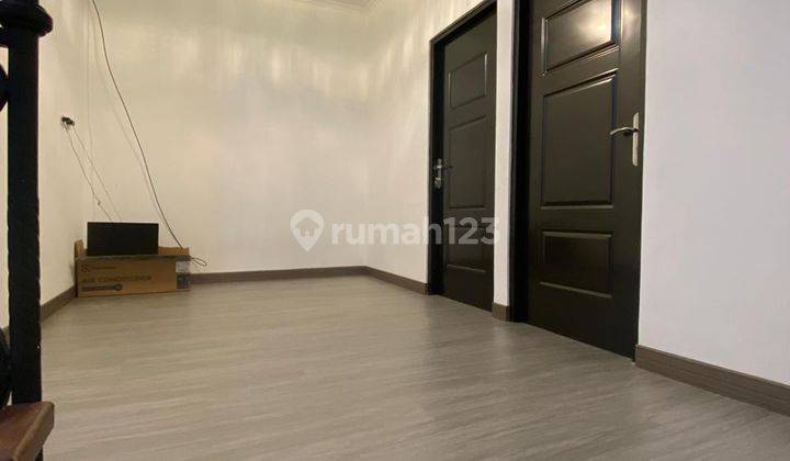 Rumah 2 Lantai Semi Furnished di Cluster Michelia, Tangerang 2