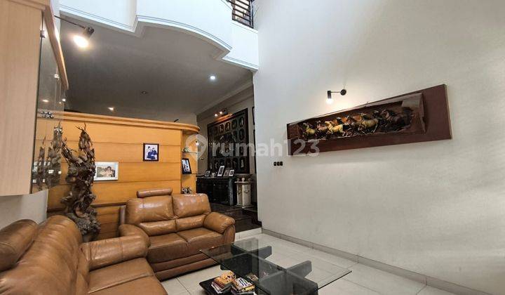 Rumah Full Furnished di Puri Indah Jakarta Barat  1