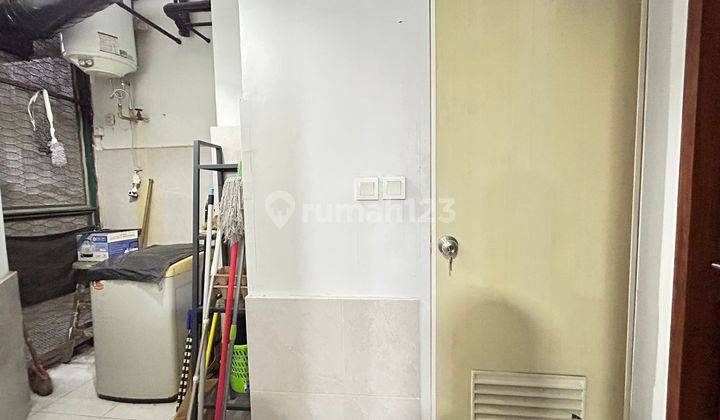 Apartemen 2 BR Low Zone Bagus di Taman Anggrek 2