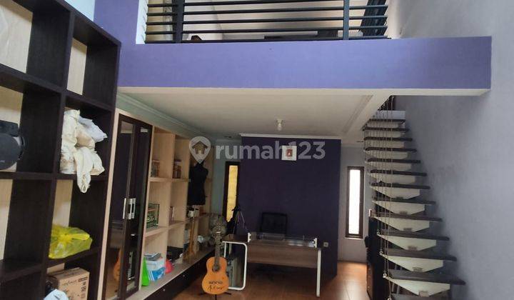 Ca 2597 Rumah 2 Lantai Bagus Unfurnished SHM di Gayungsari , Surabaya 1