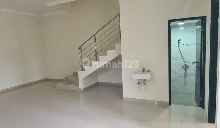 CA251142  RUMAH 2 LANTAI BARUU GRESSS DESIGN MINIMALIS DI SUTOREJO 1