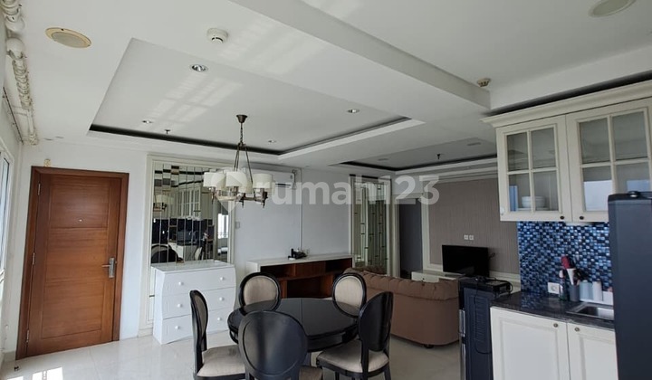 FOR RENT 2 Bedroom Thamrin Executive Residence with Private Lift 2