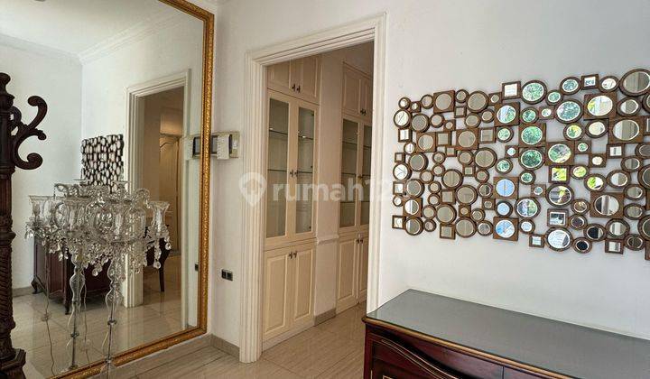 Disewakan Rumah Menteng Semi Furnish Bagus  1