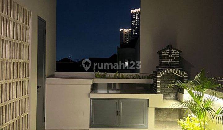 Dijual Rumah Brand New 3 Lantai Siap Huni 1