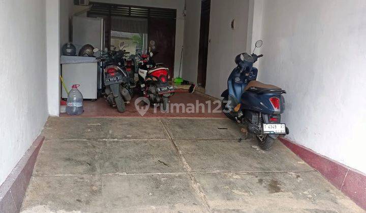 Dijual Rumah Bonus Kostan 5 Kamar, Dekat Akses Trasnportasi 2