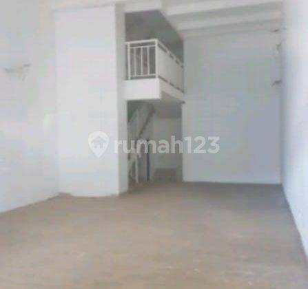 Disewakan Ruko Lokasi Strategis 4 Lantai  2