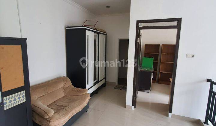 Rumah Rapih Dan Terawat Semi Furnished Nempel Bintaro 6259 1