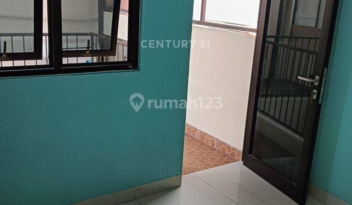 Rumah Rapi Bangunan Baru Di Jurang Mangu Timur 7367 2