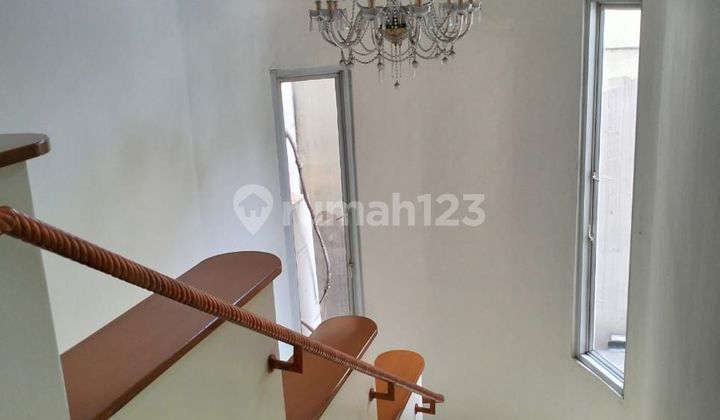 Rumah Phg Sapphire Gading Serpong 5br 500m Dekat Mall