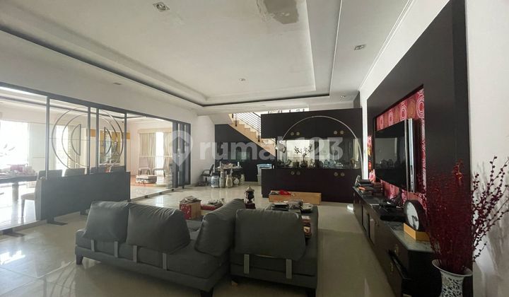 Rumah Pluit 4 Br Full Furnish Dengan Taman Bisa Untuk Usaha