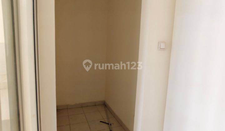 Disewakan Rumah 4x12 , 3 Kamar Unfurnish Di Pik Termurah 2