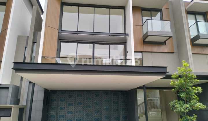 Rumah 450m Bsd Cluster Laurel 4+1 Kt 3 Lantai Dengan Lift Rumah 450m Bsd Cluster Laurel 4+1 Kt 3 Lantai Dengan Lift