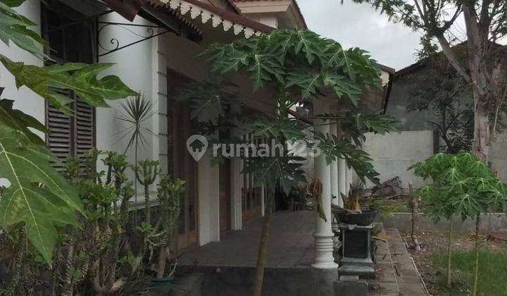 Rumah Klasik Dekat Stasiun Lempuyangan, Danurejan, Yogyakarta 2