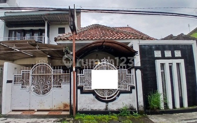 Fully Furnished House in Condongcatur Residential Area