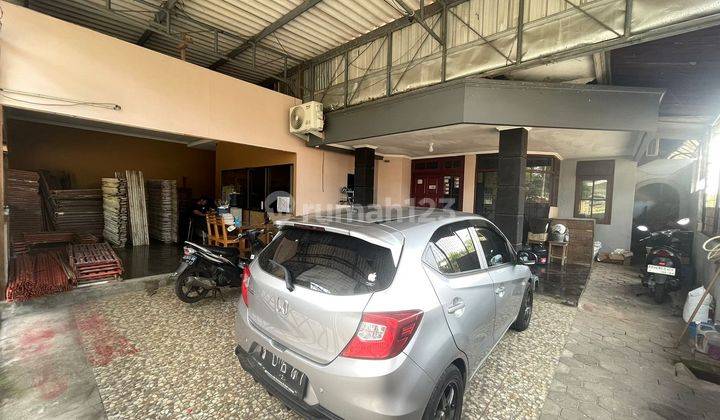 Rumah & Ruang Usaha di Jalan Ring Road Barat, Yogyakarta 2