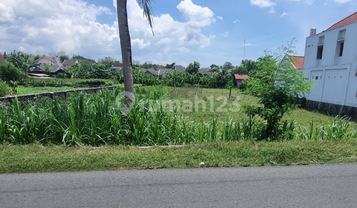 Strategic Land Near SMKN 1 Sewon, Suitable for Homes or Business Strategic Land Near SMKN 1 Sewon, Suitable for Homes or Business