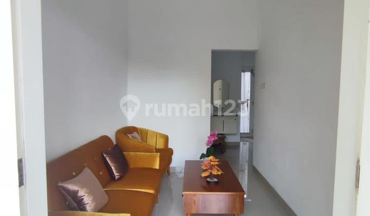 Rumah Furnish 2 Lantai dengan Kolam Renang Dekat Jalan Damai 2