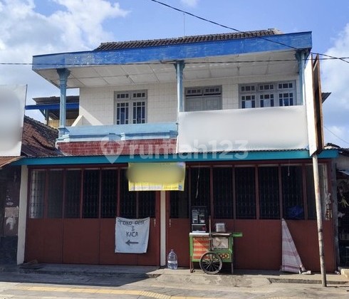 2-Story Shophouse in a Strategic Location, Kotagede Area, Yogyakarta