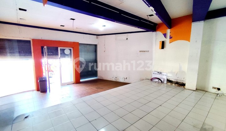 Strategic Shop House Location Close to Malioboro 2