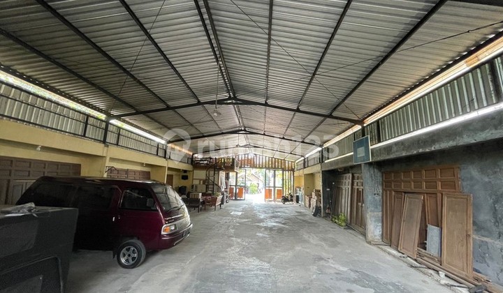 Jombor Warehouse Area Near Magelang Road Km. 7, Sleman