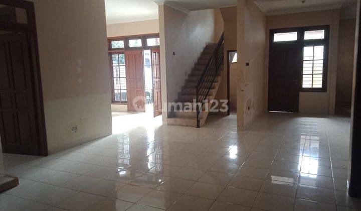 Rumah 2 Lantai di Dekat Jalan Kaliurang Km. 6, Sleman 2