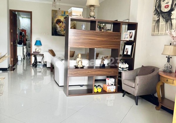 2-Storey House Location Very Close to Pakuwon Mall 2