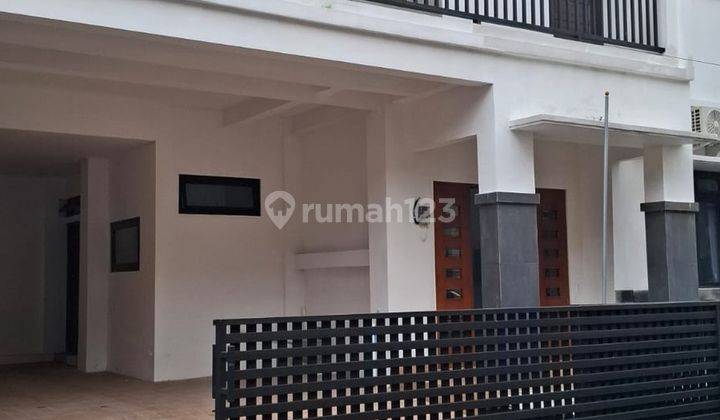 Rumah 2 Lantai dalam Perum Area Mlati, Sleman 1