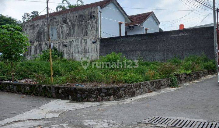 Tanah Hook di Area Kost Exclusive Dekat Kampus Uii, Sleman 1