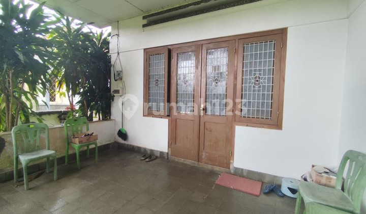 Wide Land & Classic Building Near Tugu Jogja 2