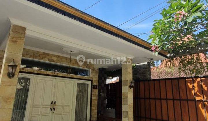 Rumah Mewah di Dekat Kampus Upn Depok, Sleman 1