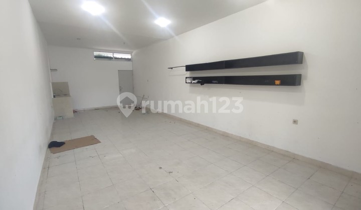 Ruang Usaha di Jalan Palagan KM. 14, Ngaglik 2