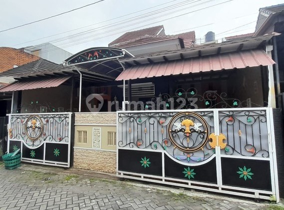 2-Story House in a Strategic Location in the Jambon Area 2-Story House in a Strategic Location in the Jambon Area