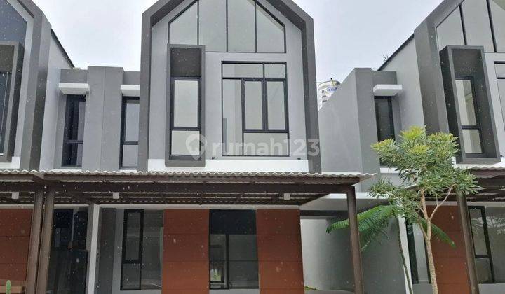 Rumah Baru 2 Lantai Dalam Perum Jalan Palagan KM. 11,5, Ngaglik 1