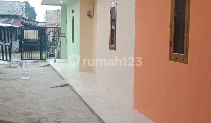 Rumah 6 Kamar Cocok Untuk Kost Dekat Alam Sutra