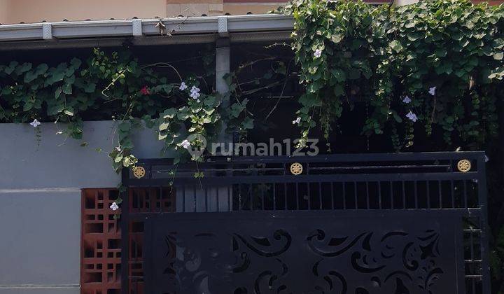 Rumah Dalam Perum Dekat Candi Prambanan, Klaten 1