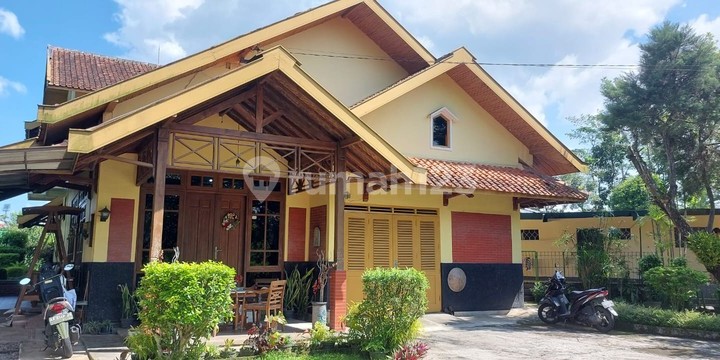 Rumah Villa Dekat Pusat Kota View Indah Pegunungan Rumah Villa Dekat Pusat Kota View Indah Pegunungan